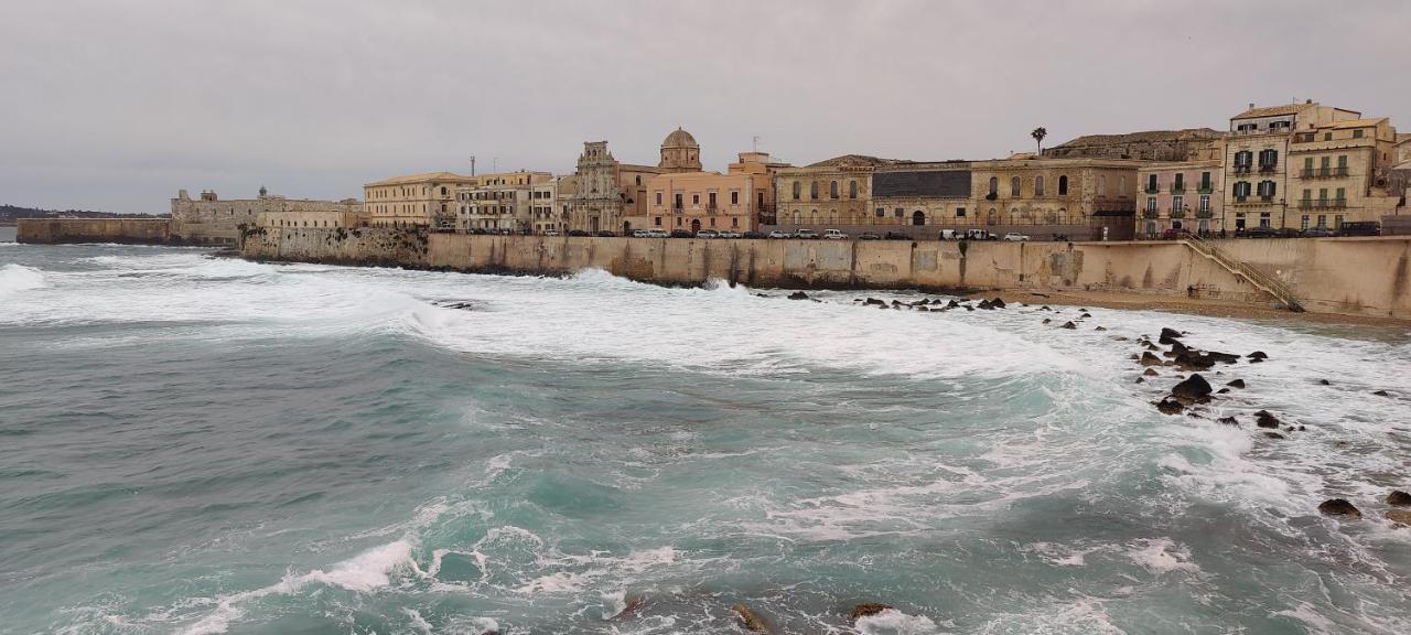 Ortigia Porta Del Mare Apartment Syracuse Ngoại thất bức ảnh