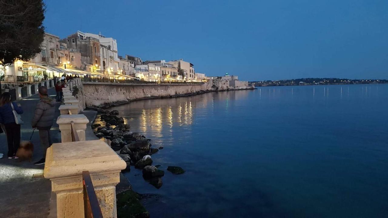 Ortigia Porta Del Mare Apartment Syracuse Ngoại thất bức ảnh